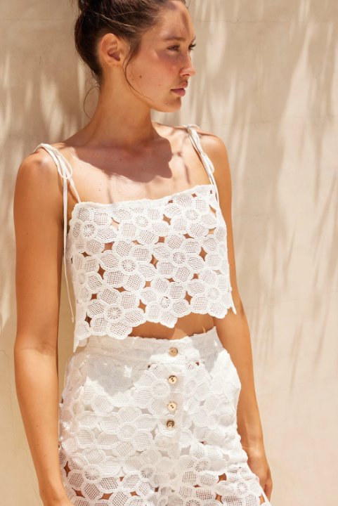 Aquari Crystal Cove White Cami